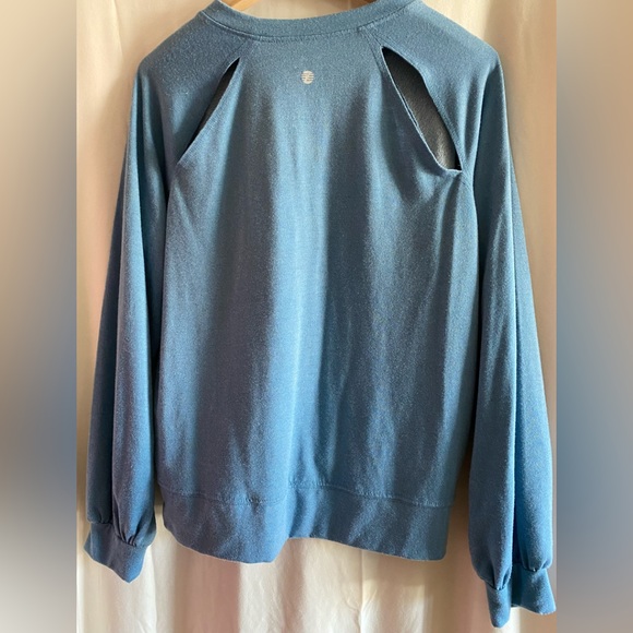 Light sweater - Picture 2 of 3